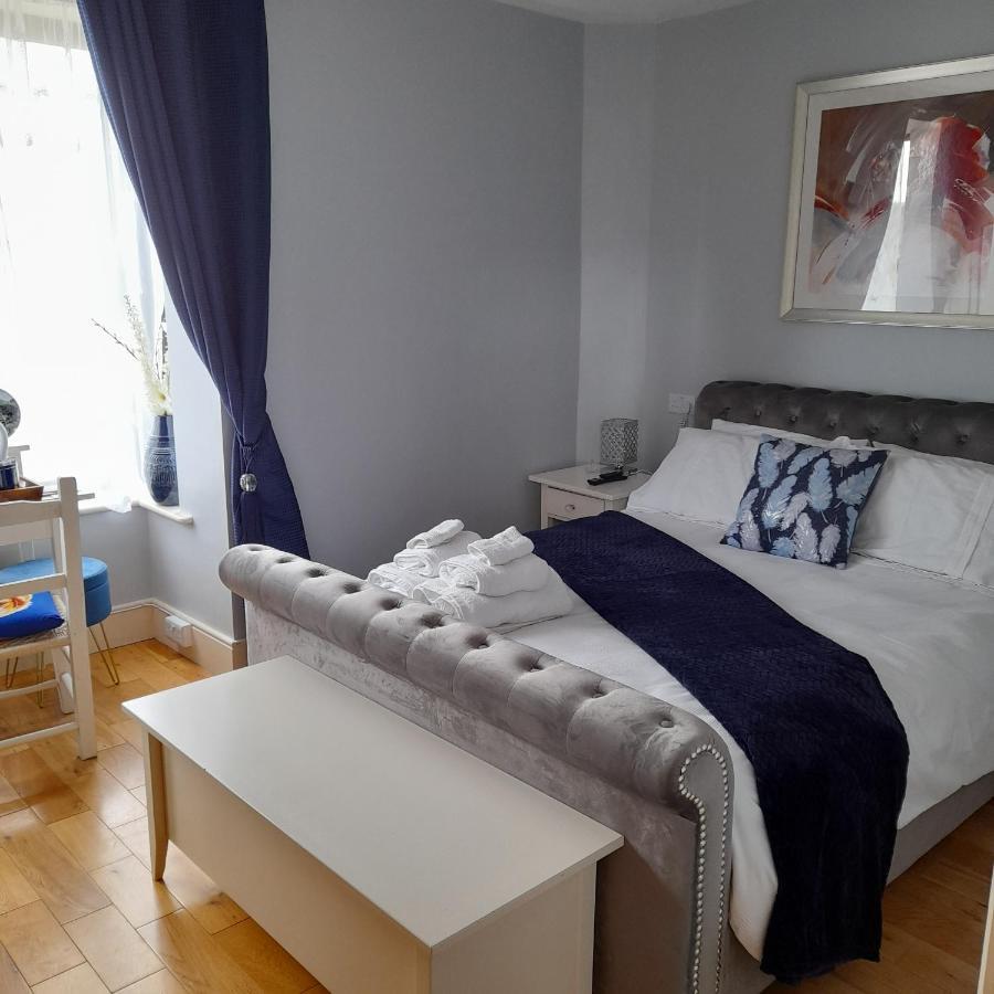 Shadowvale E34X773 Bed & Breakfast ทิปเปอร์แรรี ภายนอก รูปภาพ